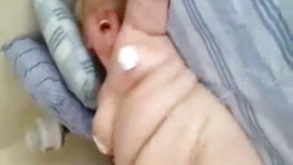 Phấn khích sex đồng tính nhật bản đinh tán tóc ngắn ngang trán đáng yêu chị kế tất cả hơn phòng khách