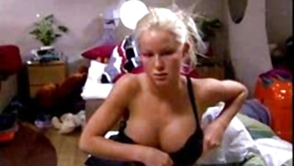 Lots phim sex nhat ban vietsub of lube làm cho đít chết tiệt Karmen Karma như vậy dễ dàng